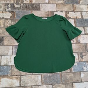 Green Envelope Los Angeles 1X Green Ruffled Sleeve Blouse